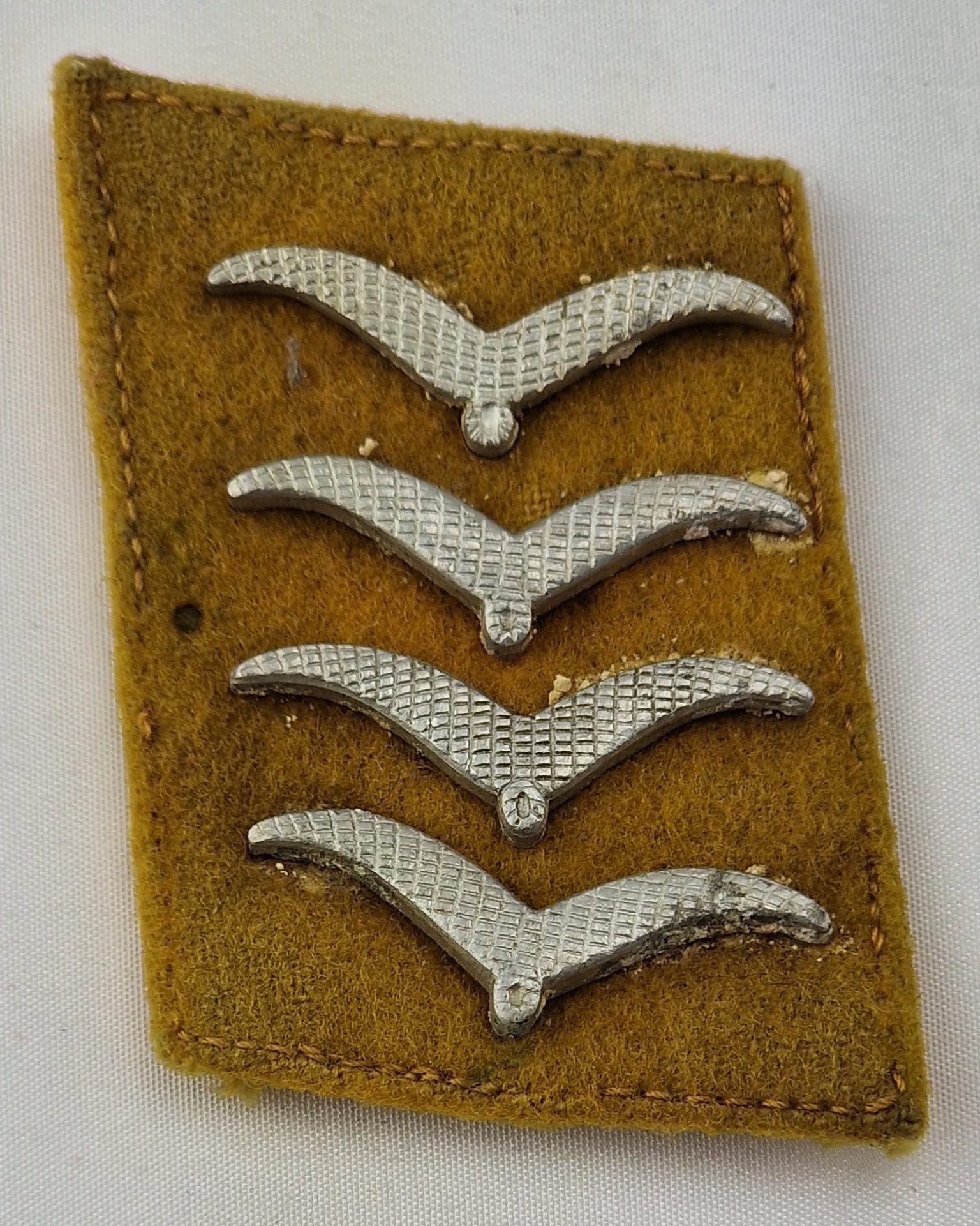 WW2 German Luftwaffe Flight/Para Collar Badge | Time Militaria